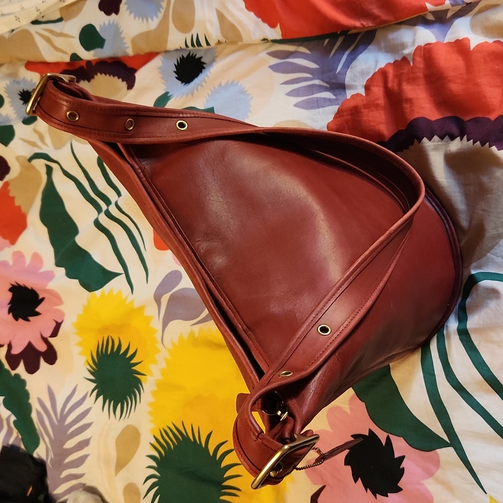 *SOLD* Vintage XL Coach Duffle Bucket Bag